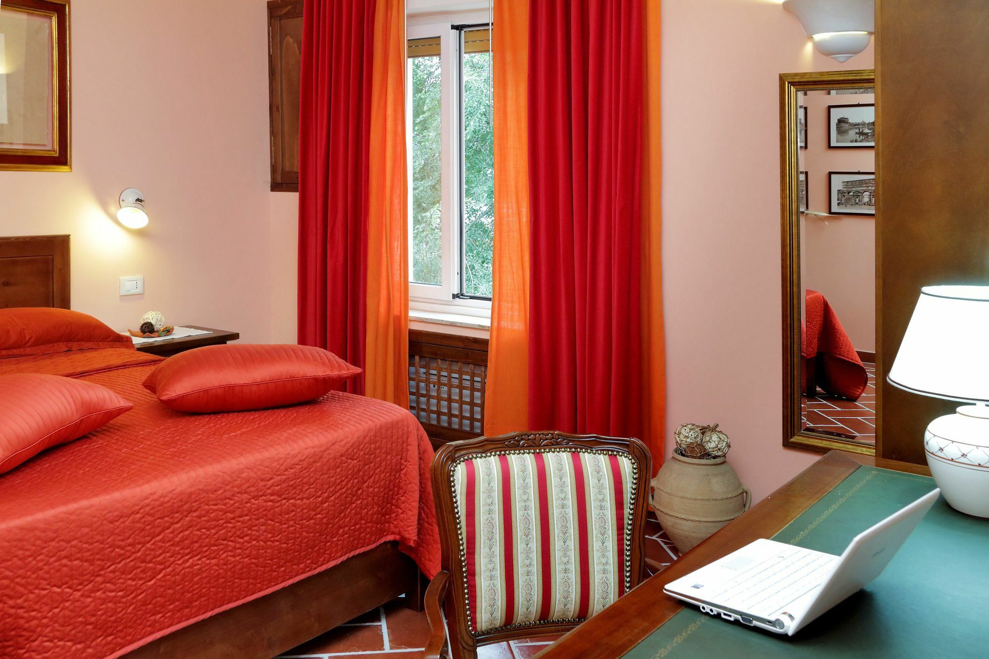 Lillihouse Hotel Рим Екстериор снимка